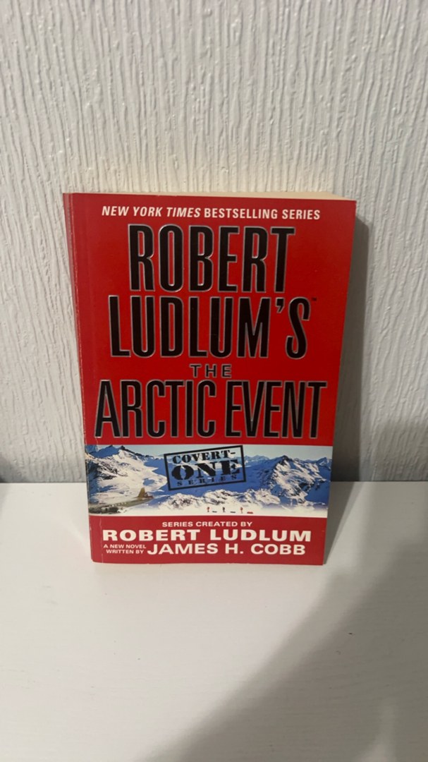 Robert Ludlum's (TM) the Arctic Event
