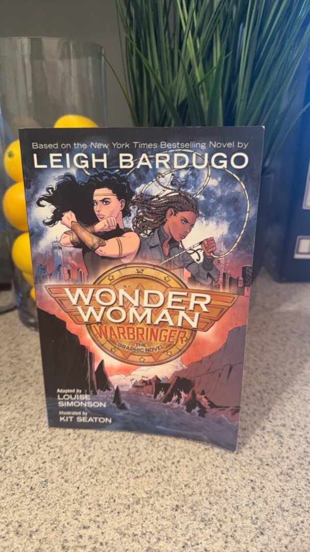 Wonder Woman: Warbringer (the Graphic Novel)