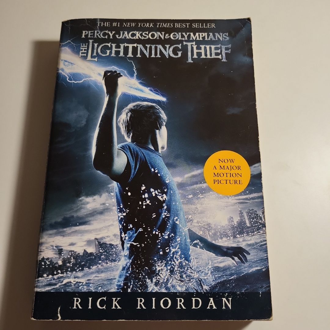 Percy Jackson and the Olympians, Book One the Lightning Thief (Movie Tie-In Edition)