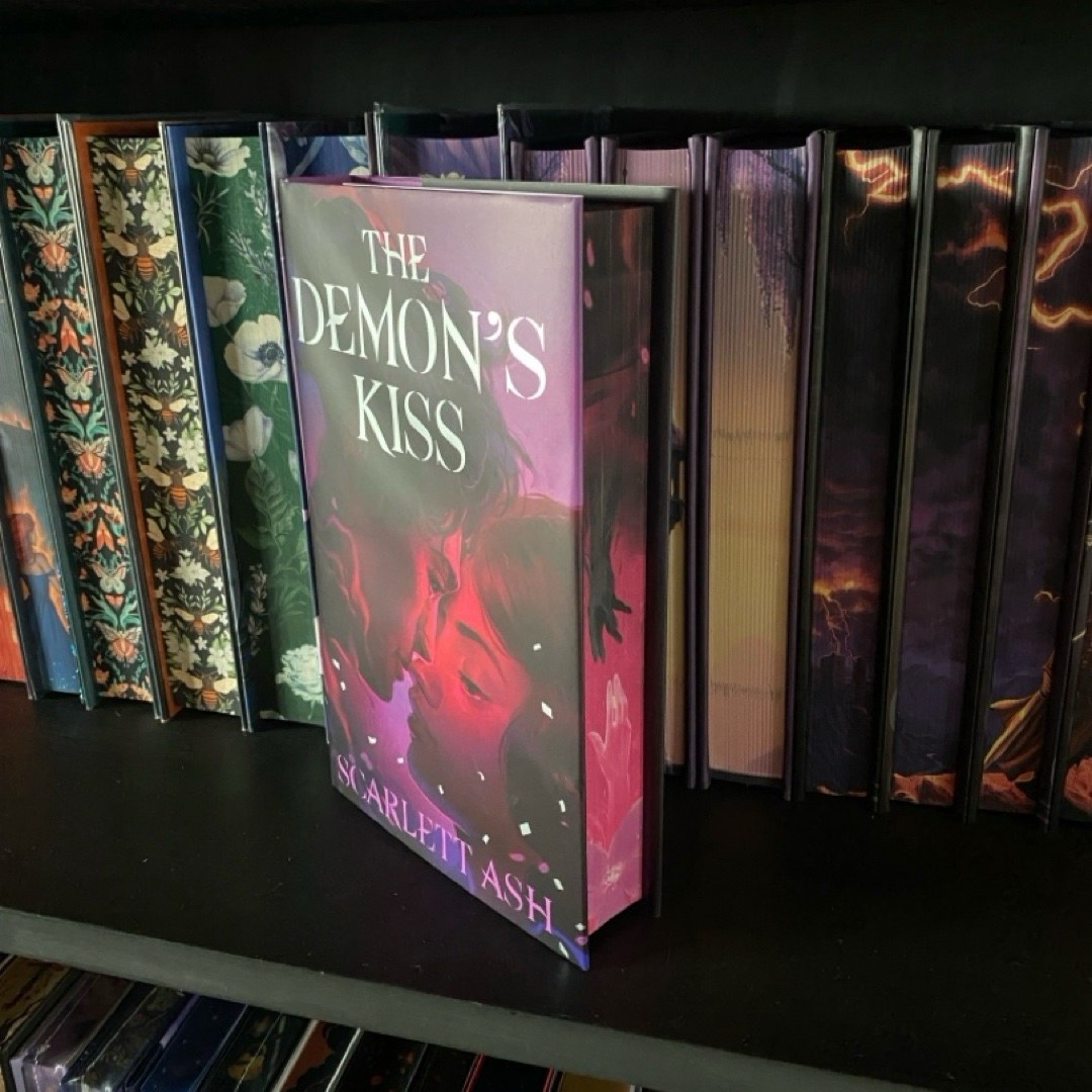The Demon’s Kiss — Locked Library: Forbidden Wing — Scarlett Ash! New!