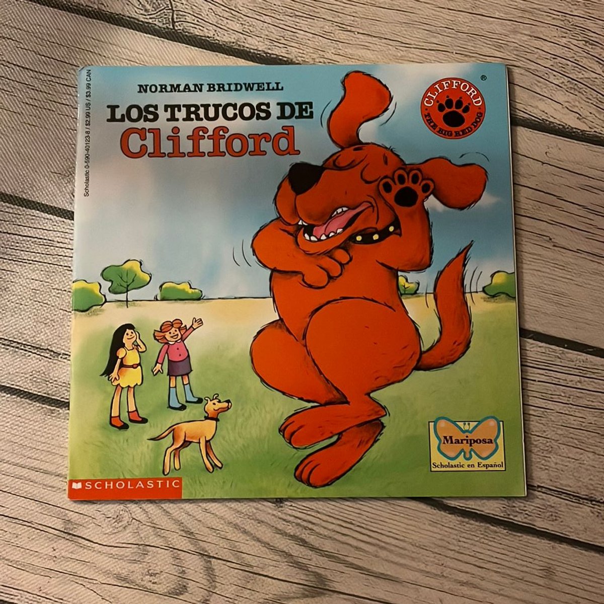 Clifford's Tricks by Norman Bridwell