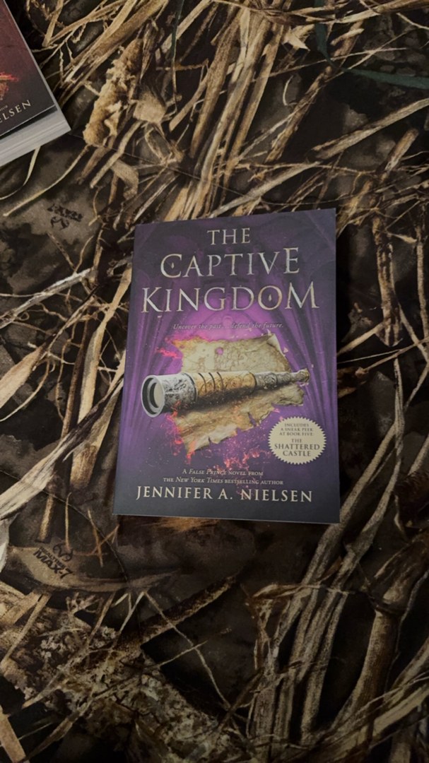The Captive Kingdom (the Ascendance Series, Book 4)