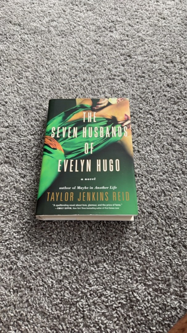 The Seven Husbands of Evelyn Hugo