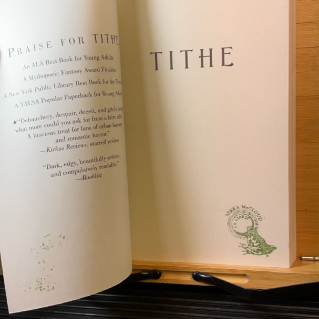 Tithe by Holly Black, Paperback | Pangobooks