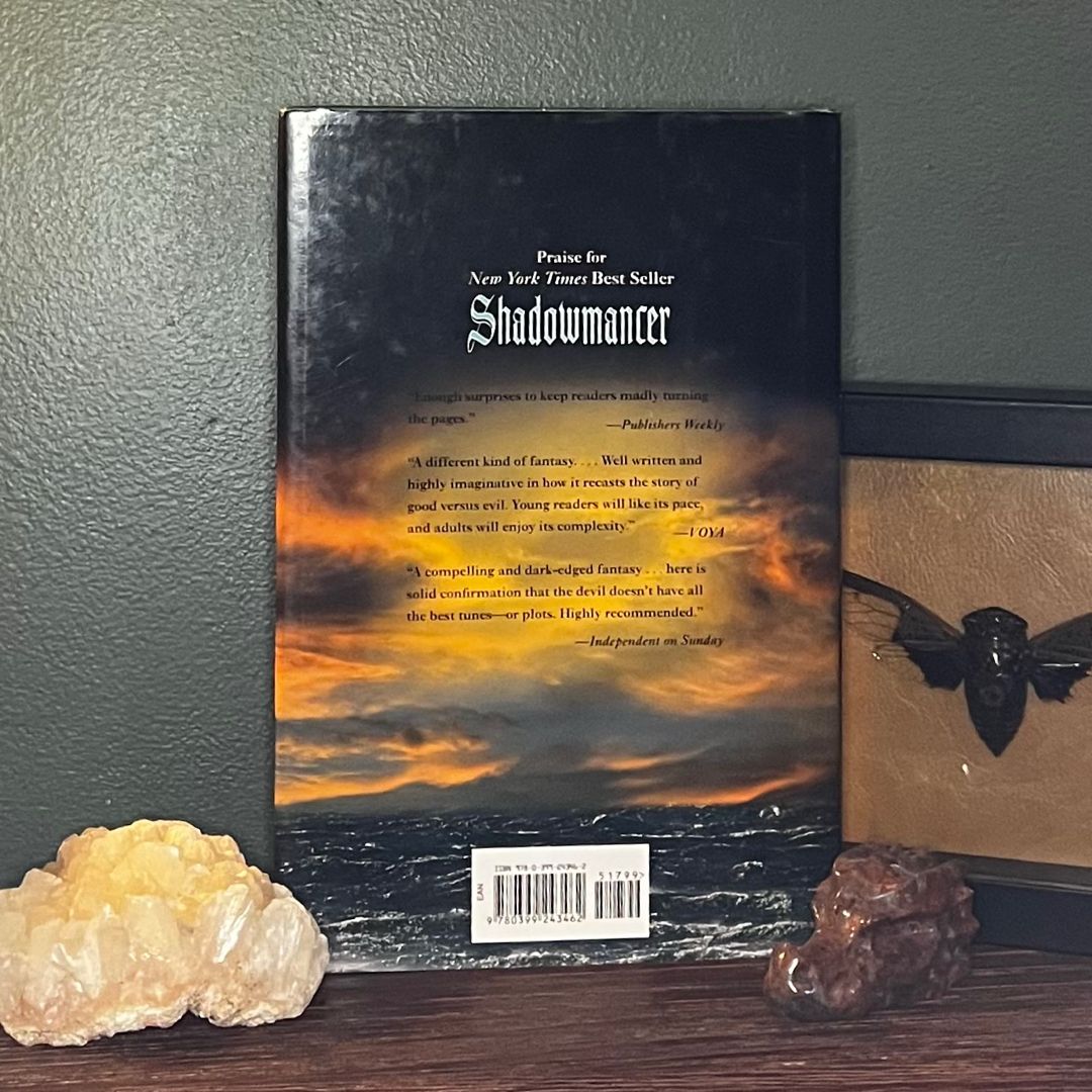 The Shadowmancer Returns by G. P. Taylor