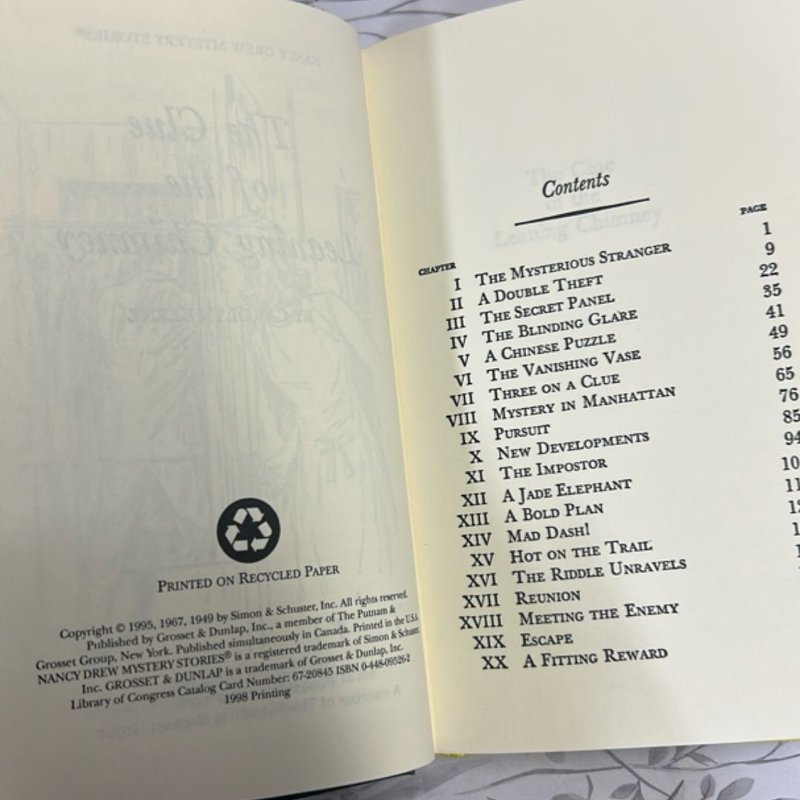 Nancy Drew 26: the Clue of the Leaning Chimney