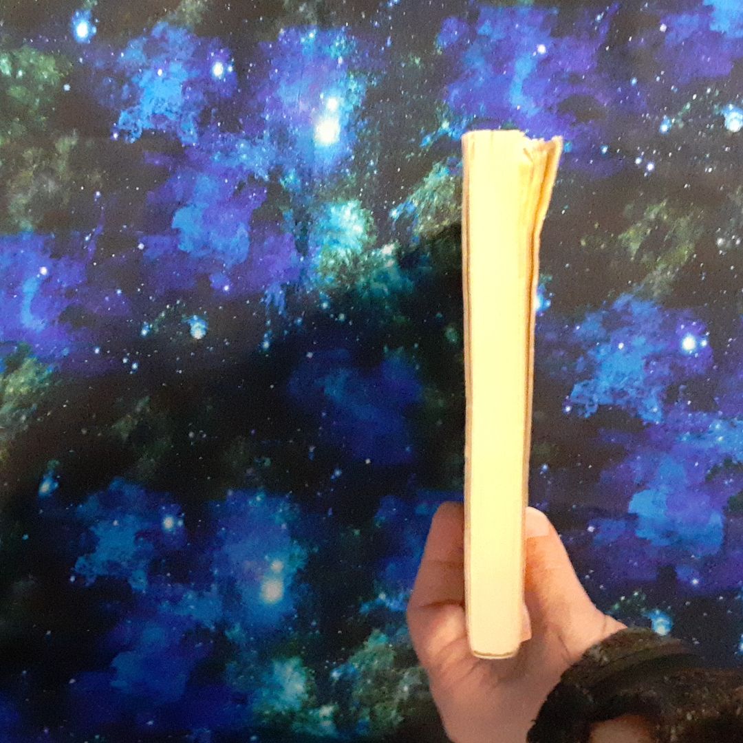 There's a Dead Person Following My Sister Around