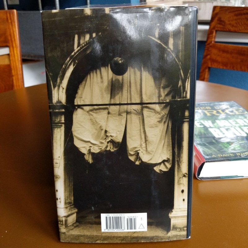 The City of Falling Angels