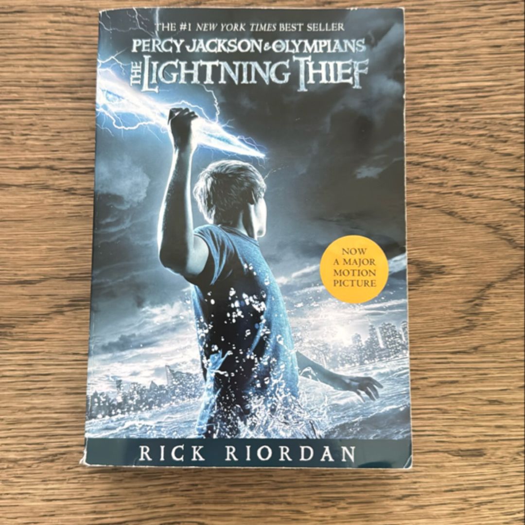 The Lightning Thief (Percy Jackson and the Olympians, Book One)