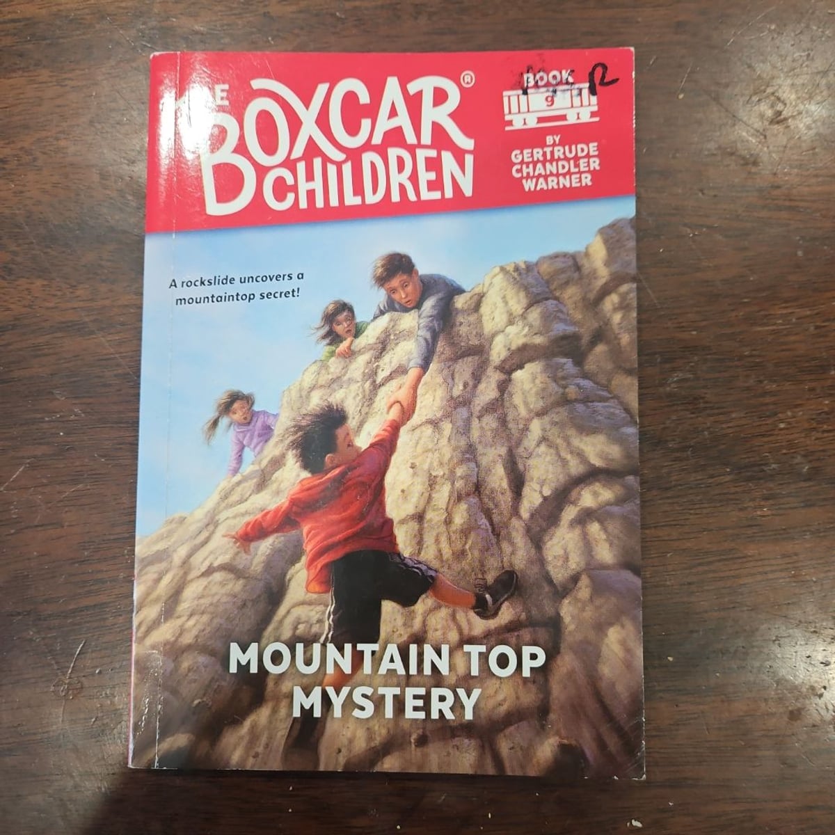 Mountain Top Mystery by Gertrude Chandler Warner