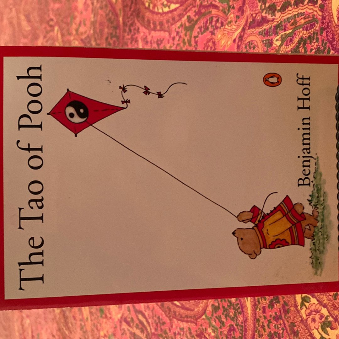 The Tao Of Pooh By Benjamin Hoff - Acceptable Condition Trade Paperback