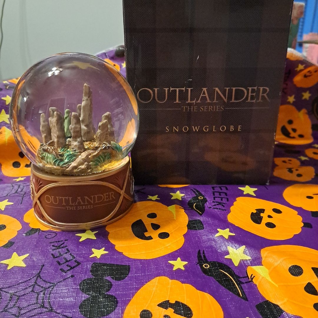 Outlander the Series Snowglobe