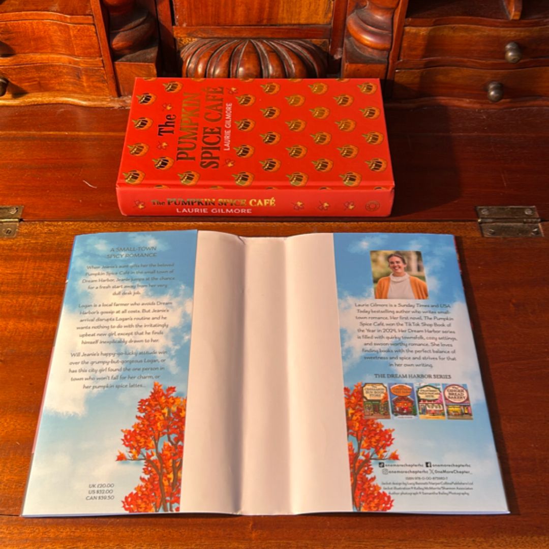 The Pumpkin Spice Café (Deluxe Edition, 1st Print)
