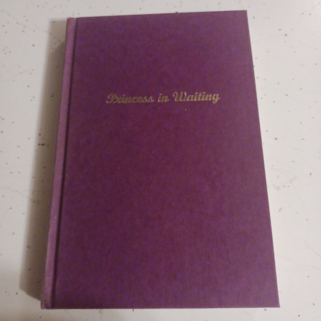 The Princess Diaries, Volume IV: Princess in Waiting