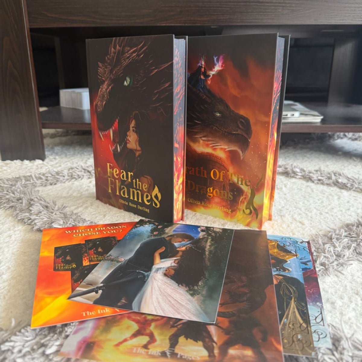 Fear the Flames / wrath of the dragons (ink | PangoBooks
