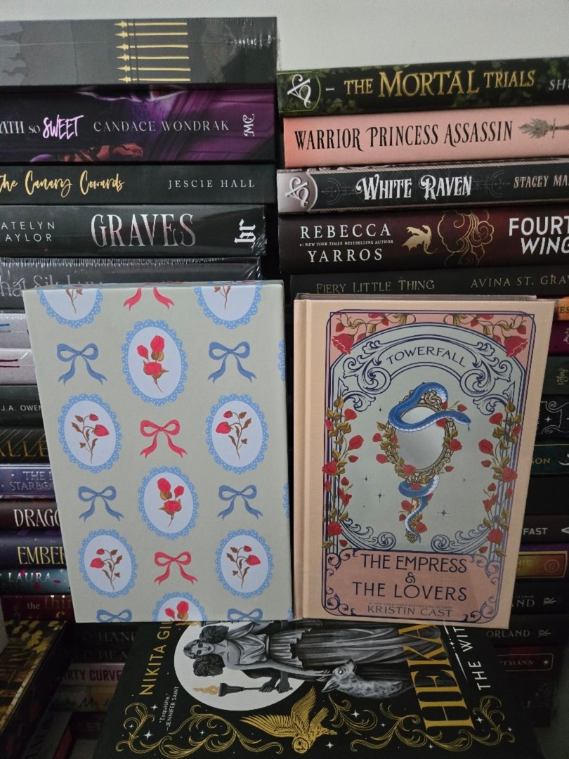 The empress and lovers omnibus special edition deluxe signed slipcase fantasy romance Krist