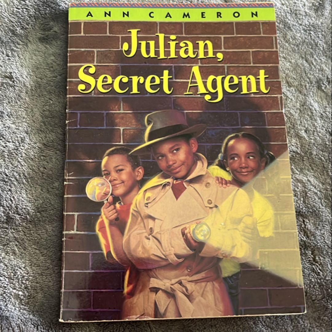 Julian, Secret Agent