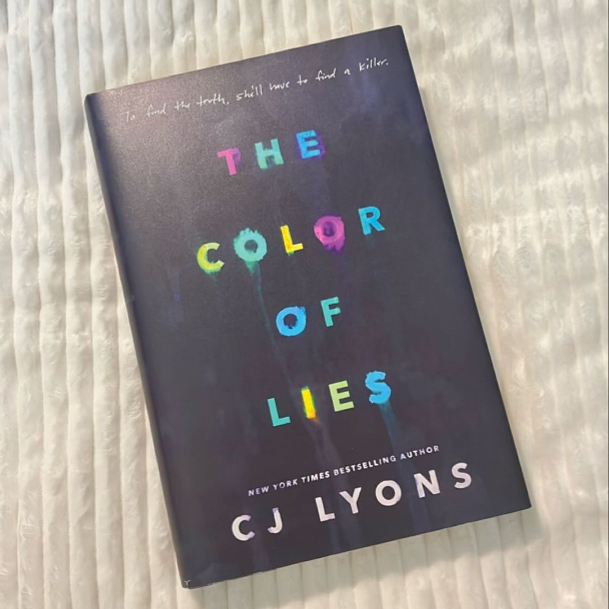 The Color of Lies by CJ Lyons