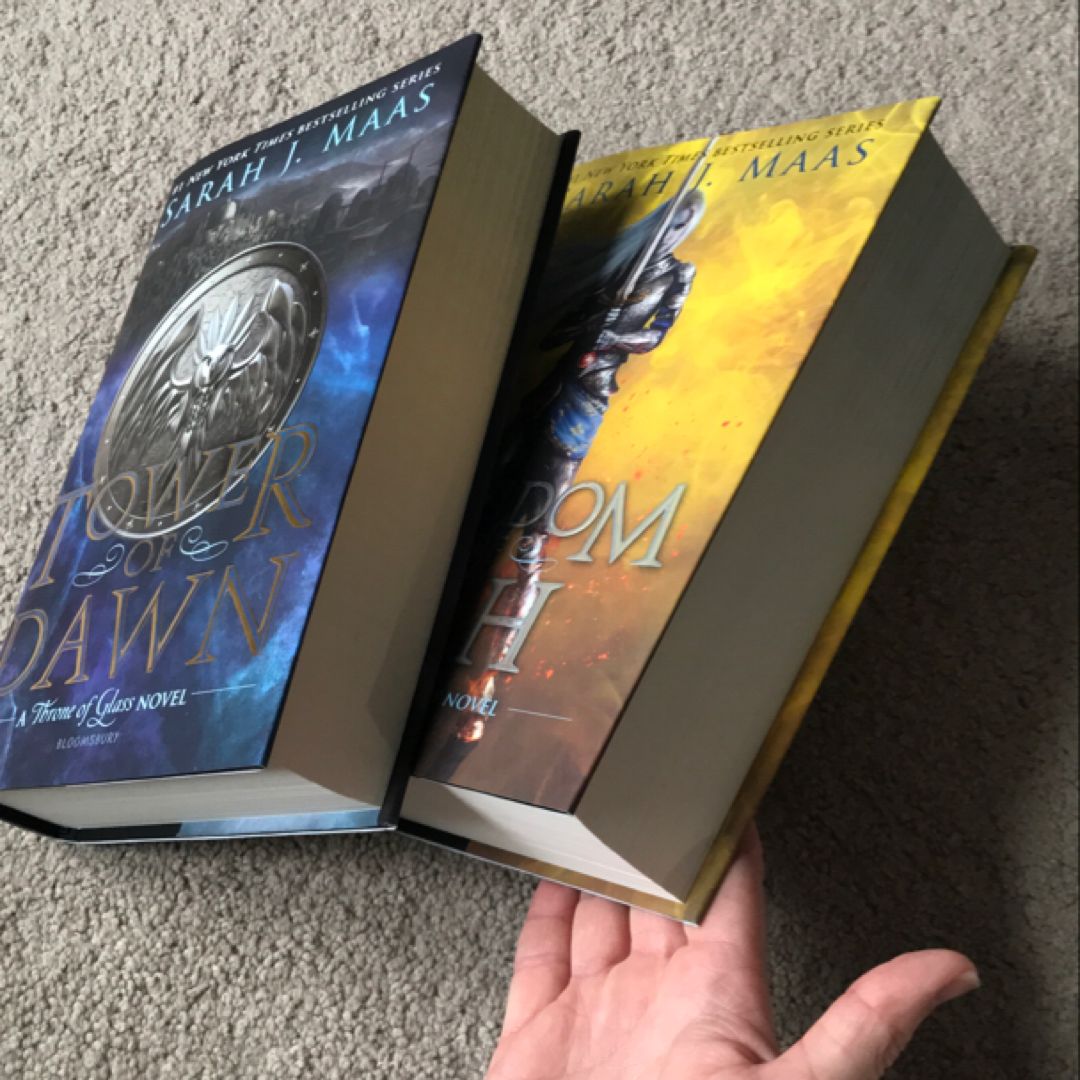Throne of Glass Paperback Box Set
