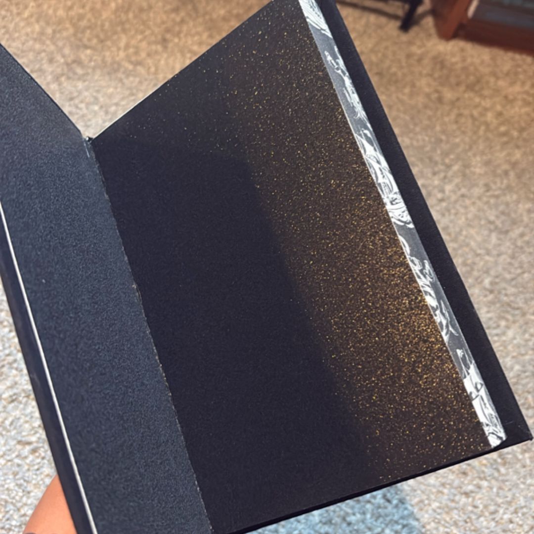 Hooked Rebind- Sprayed edges by Emily Mcintire , Hardcover | Pangobooks