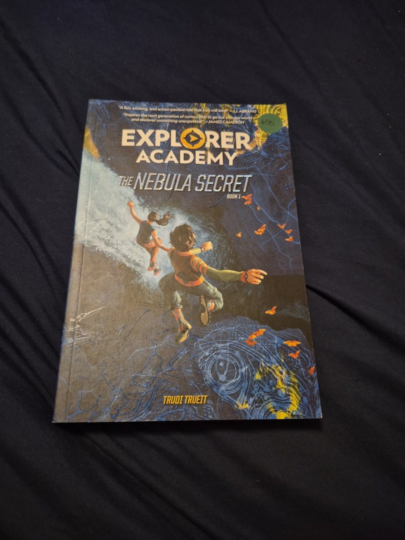 Explorer Academy: the Nebula Secret (Book 1)