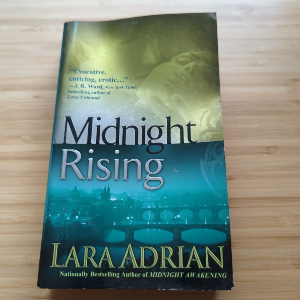 Midnight Rising by Lara Adrian