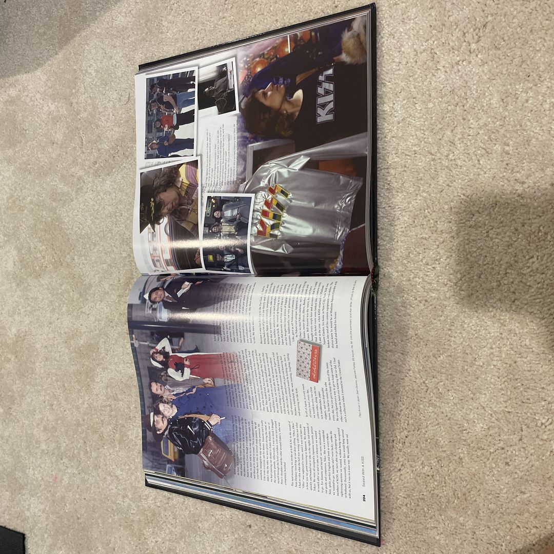 Sealed With a Kiss by Lydia Criss, Hardcover | Pangobooks