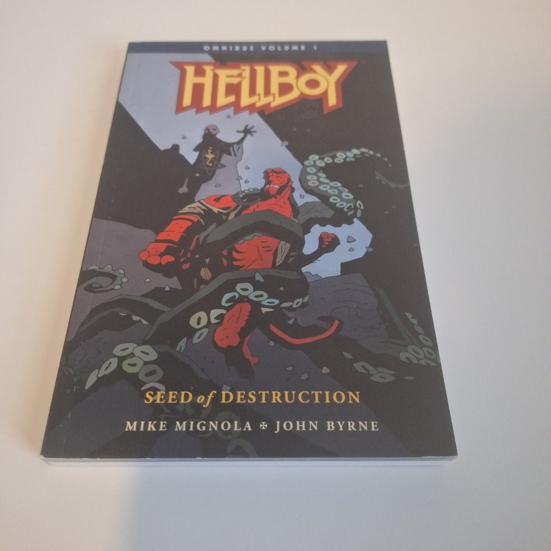 Hellboy Volume 1: Seed of Destruction