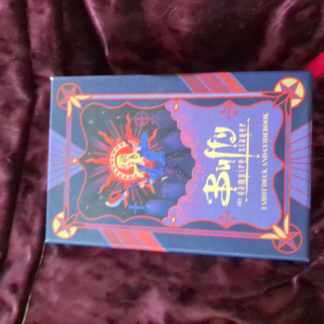 Buffy the Vampire Slayer Tarot Deck and Guidebook
