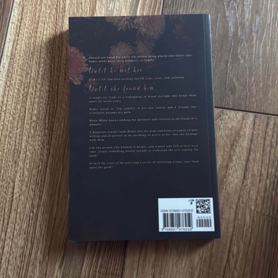 Forget Me Knot by Holly Ranger, Paperback | Pangobooks