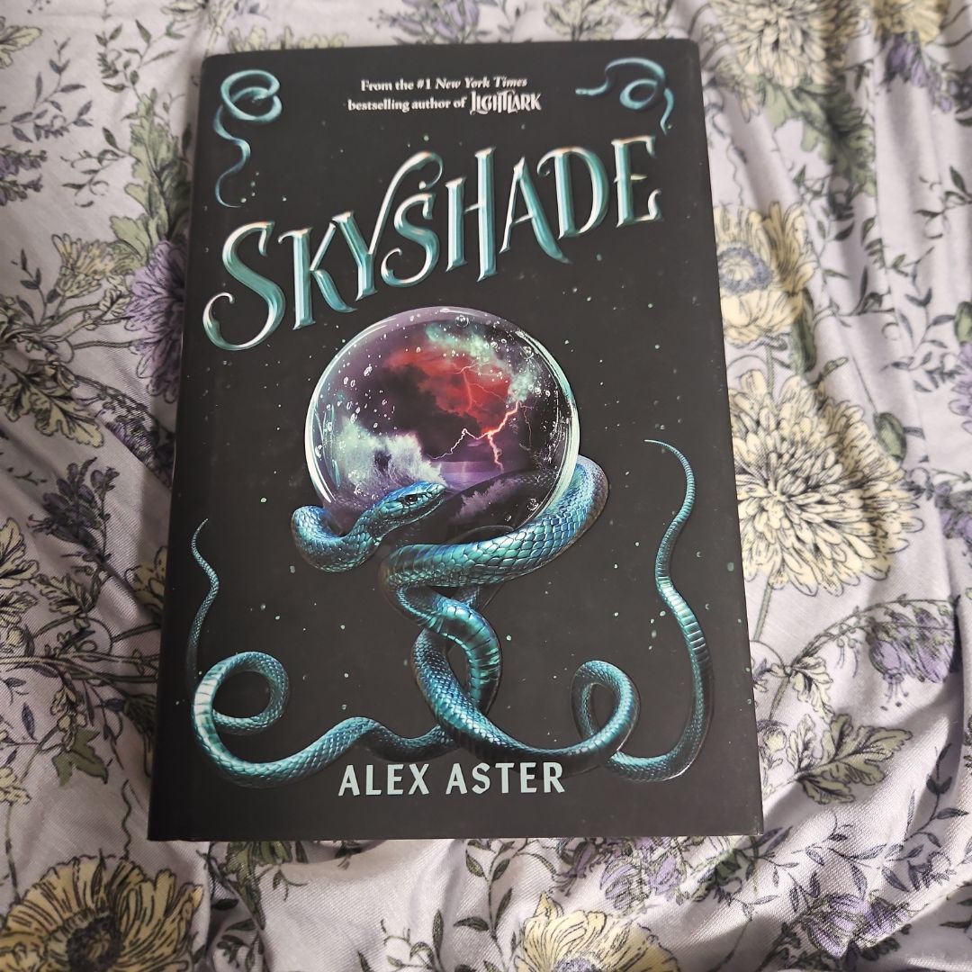 Skyshade (the Lightlark Saga Book 3)