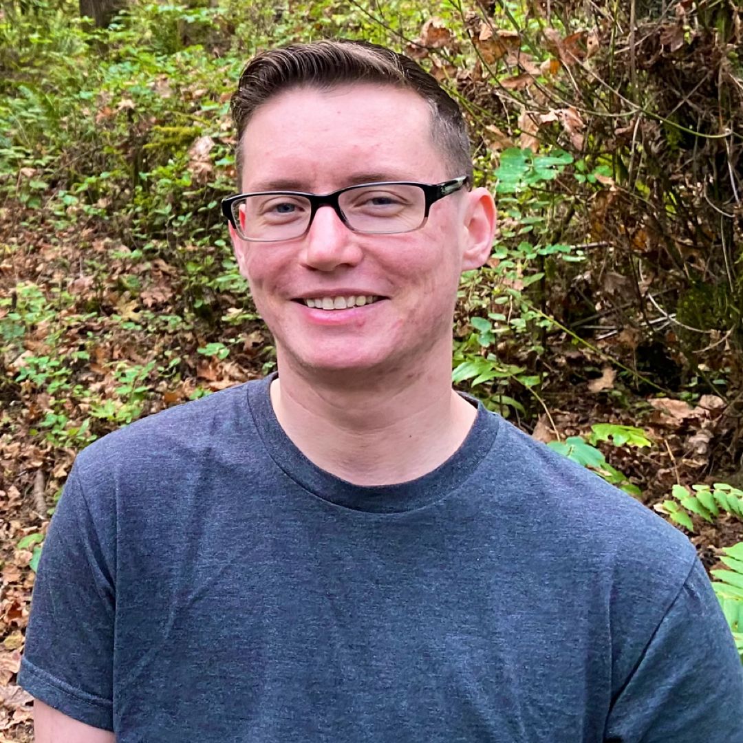 Andi’s Tome Rehoming 🧳📚