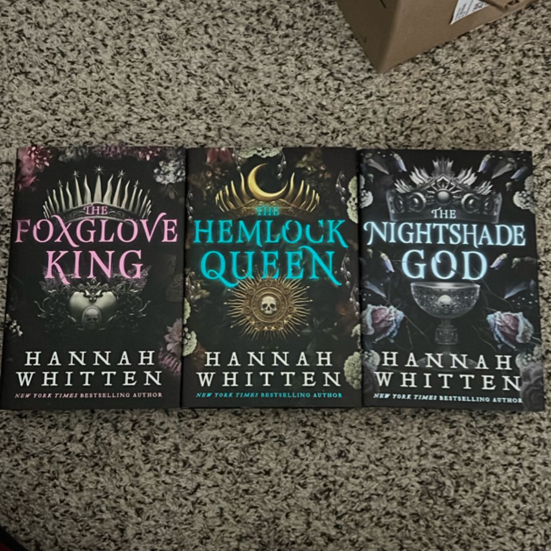 Nightshade Crown Trilogy - The Foxglove King, The Hemlock Queen, The Nightshade God - Fairyloot