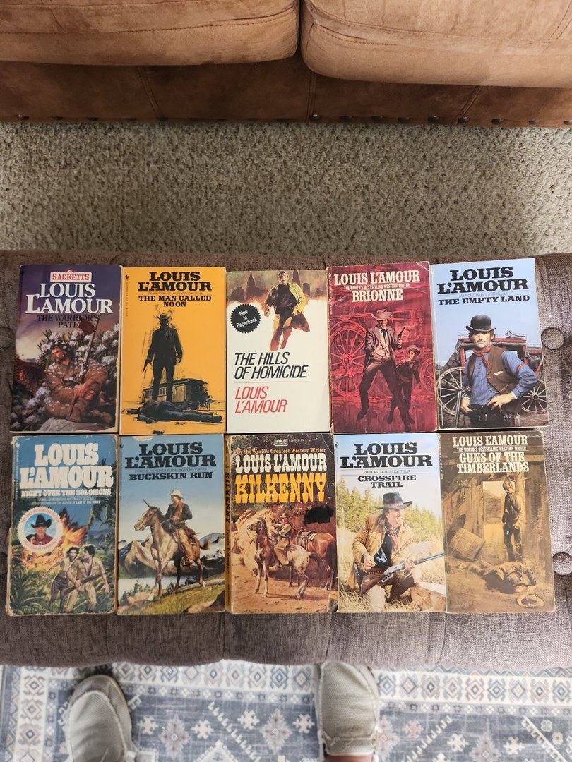 Louis L'Amour Lot of 10 Western Paperback Books Set #3