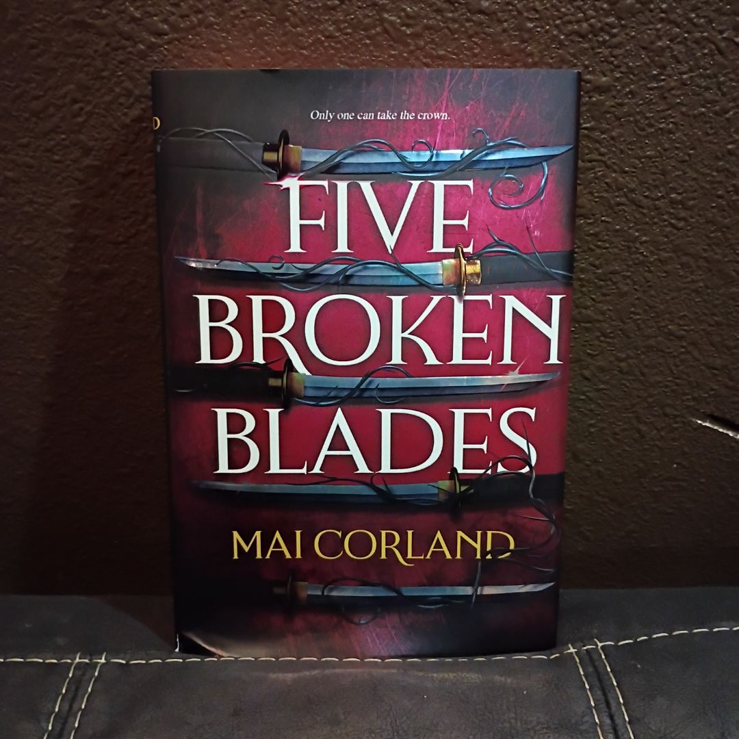 Five Broken Blades (Deluxe Limited Edition)