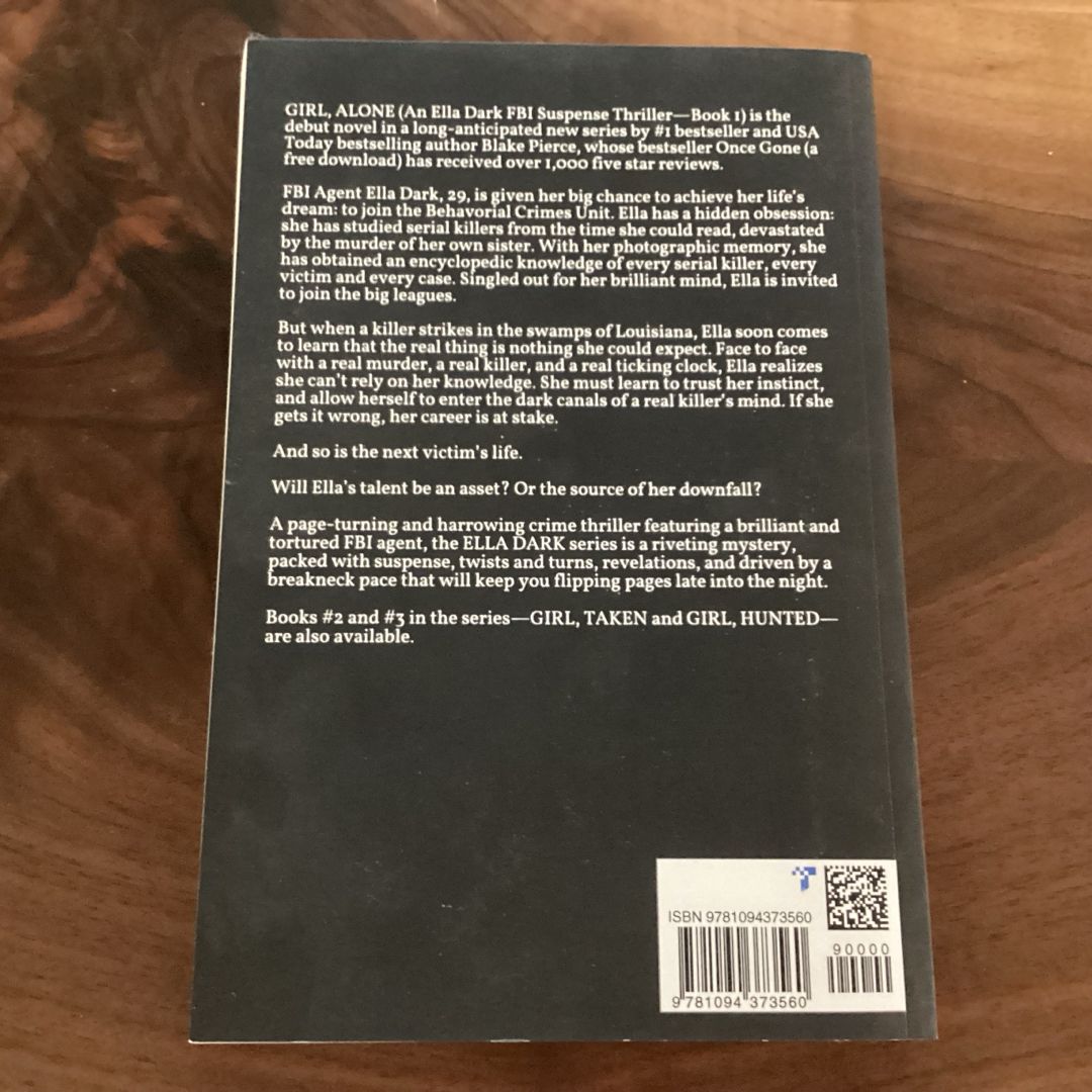 Girl, Alone (an Ella Dark FBI Suspense Thriller-Book 1)