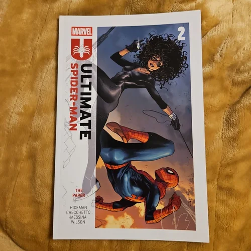 Ultimate Spider-Man by Jonathan Hickman Vol. 2: the Paper