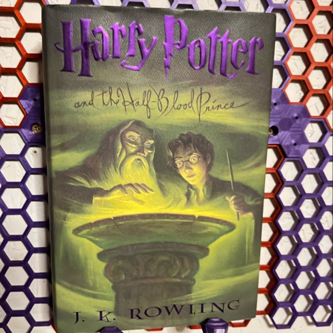 Harry Potter and the Half-Blood Prince (Harry Potter, Book 6)