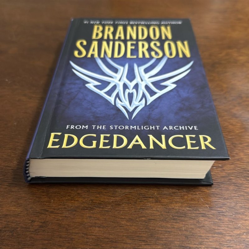 Edgedancer by Brandon Sanderson, Hardcover | Pangobooks