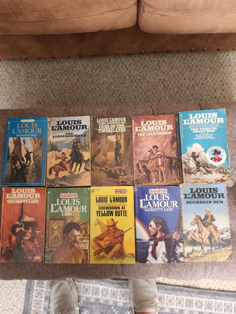 Louis L'Amour Lot of 10 Western Paperback Books Set #8