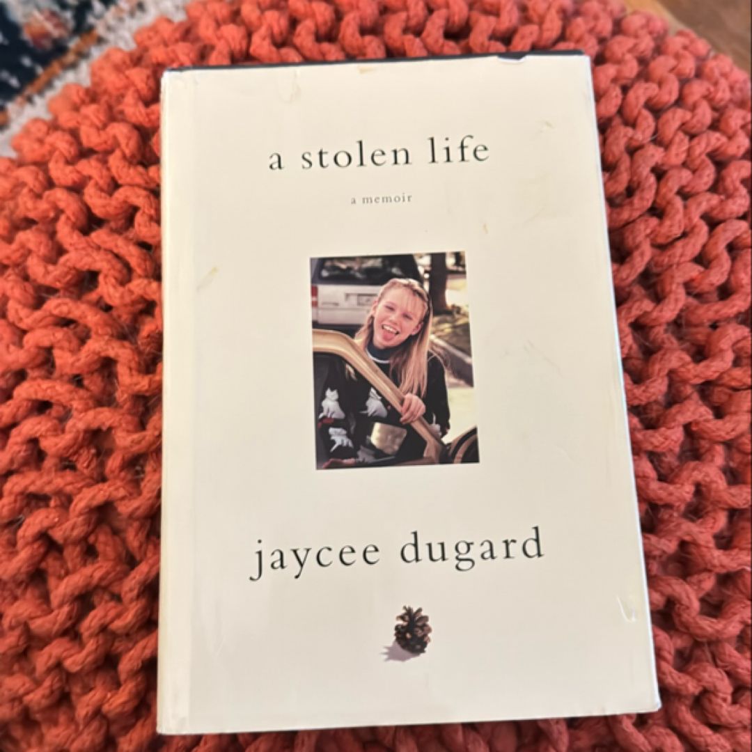 A Stolen Life by Jaycee Dugard, Paperback | Pangobooks