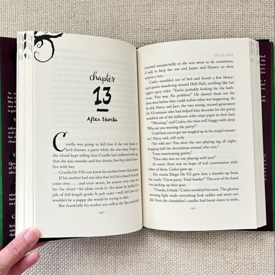The Isle of the Lost (a Descendants Novel, Vol. 1)
