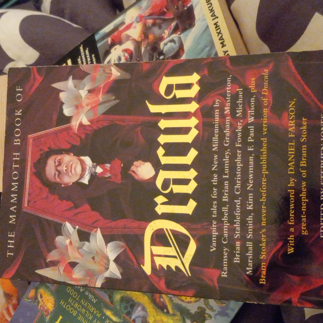 The Mammoth Book of Dracula