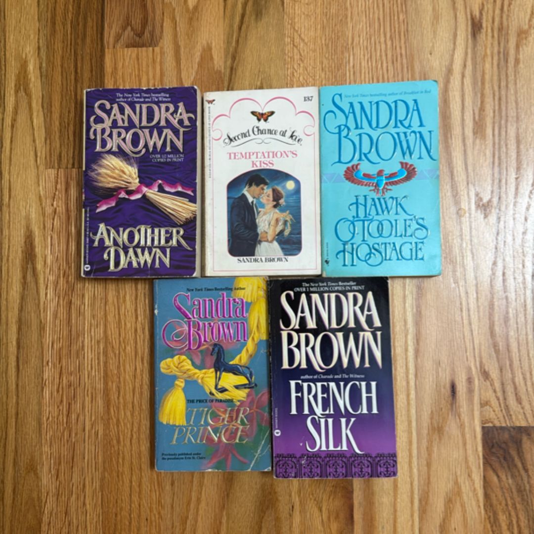 Lot of 5 paperback books by author Sandra Brown