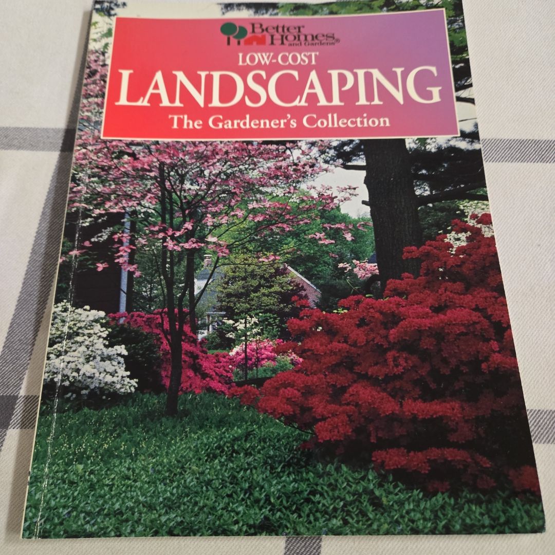 Low-Cost Landscaping, Gardener's Collection