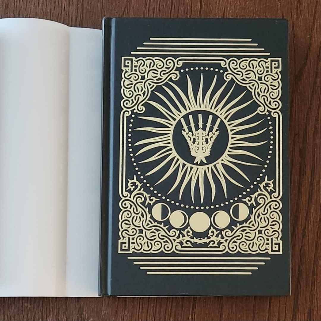 Five Broken Blades (Deluxe Limited Edition)