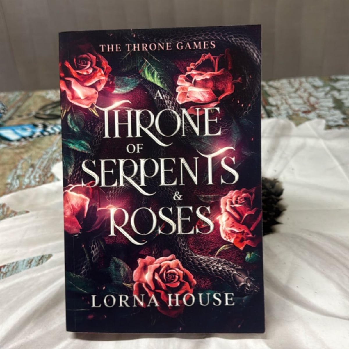 Throne Of Serpents & Roses (Sprayed Edges w/ character art) by Lorna ...
