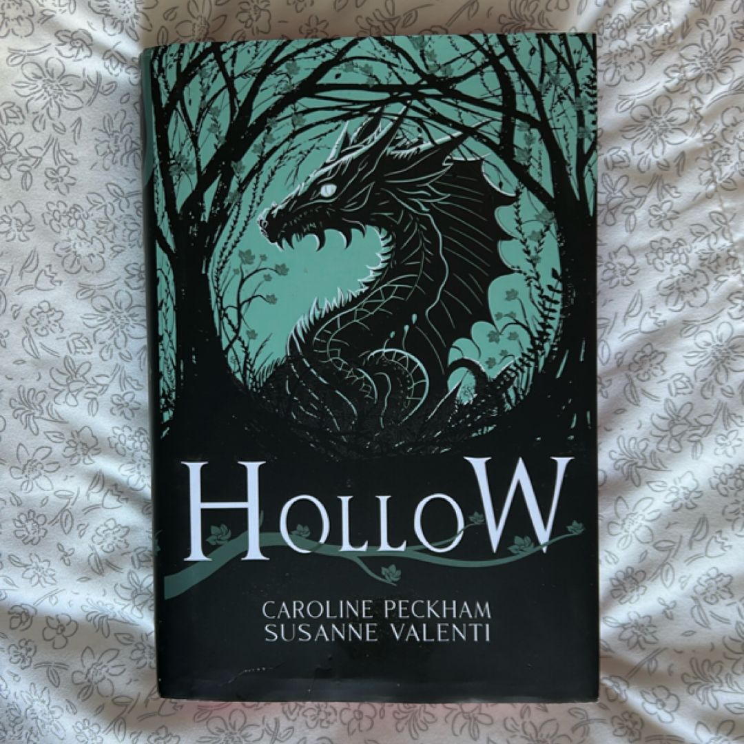 Hollow (Book 1 in the Crown of Hearts and Chaos Series) Deluxe Edition