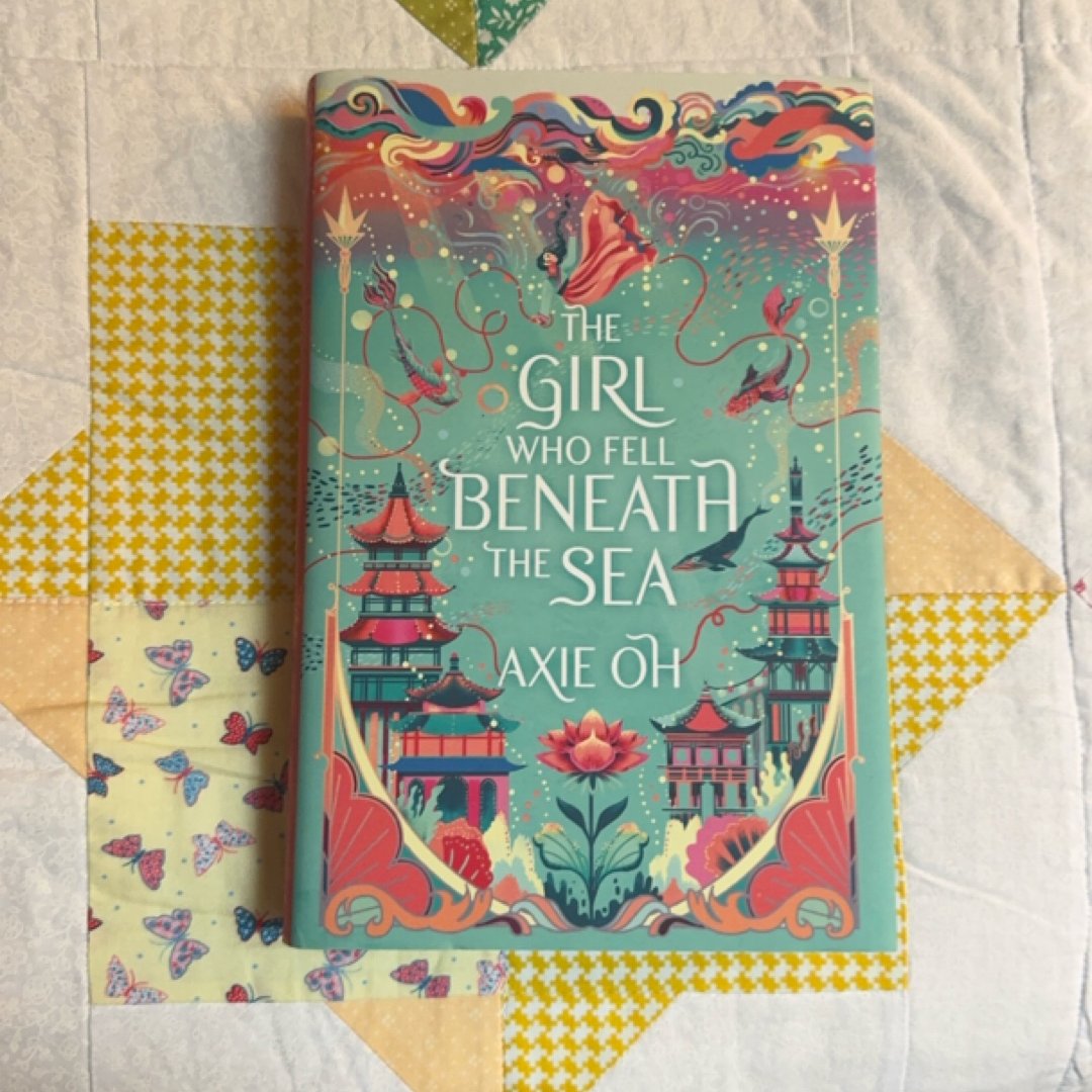 The Girl Who Fell Beneath The Sea *fairyloot Edition*