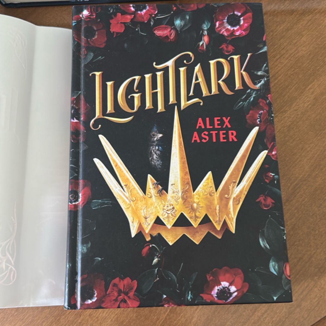 Lightlark (Special Edition) by Alex Aster, Hardcover | Pangobooks